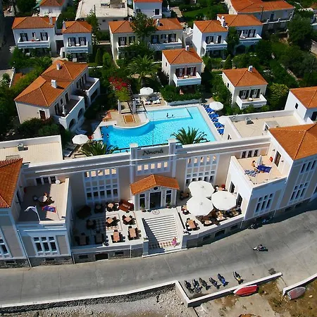 Nissia Traditional Residences Aparthotel 4*